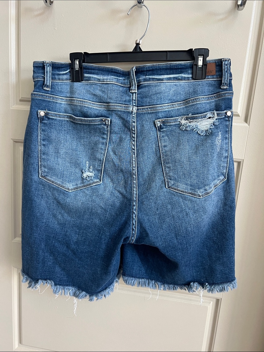 Judy Blue high raise Distressed Denim Bermuda Shorts/ jorts Sz 2XL summer vacay - Picture 2 of 6